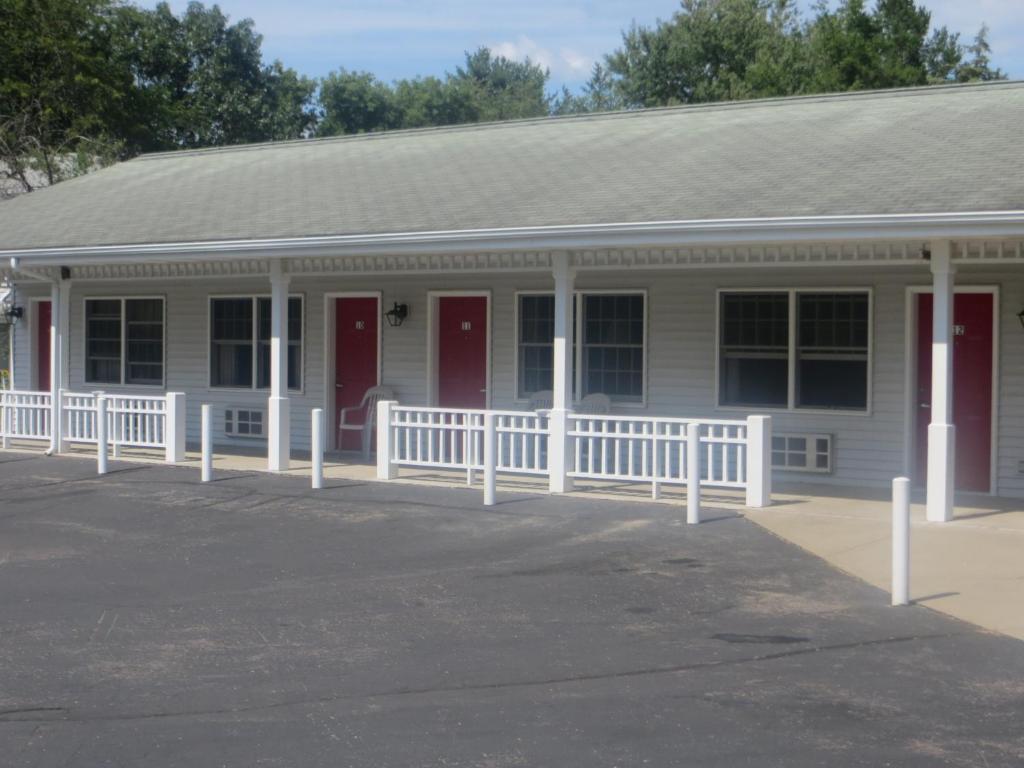 Day'S End Motel Plainville Bagian luar foto